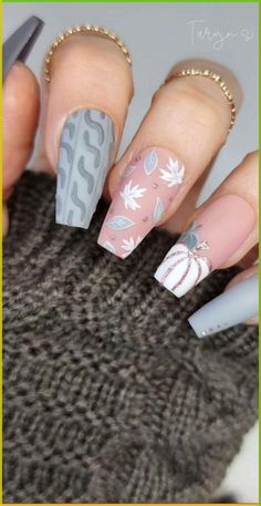 Sweater Nails Designs Fall, Nail Art For Fall Autumn, Pumpkin Fall Nails, Sweater Nails Fall, Fall Pumpkin Nails, Fall Sweater Nails, Pumpkin Nail Designs, Pumpkin Spice Nails, Olive Nails