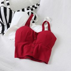 halter top, stylish versatile slim top, vintage crop topMaterial:blendedColor:black,red,white,black and white stripesStyle:sexyFeatures:vintageSize(cm):one size 1inch=2.54cm 1cm=0.39 inchLength 35cm Bust 66-98cm<p>Note:Due to different measurement methods,there will be 1-3 error(unite:cm), please understand.</p><br/><p>Please check the size carefully when choosing. Thank you.</p><br/> Autumn Fashion Women Fall Outfits, Vintage Crop Tops, Cute Crop Tops, Top Vintage, Custom Dresses, Autumn Fashion Women, Fall Outfits Women, Vintage Tops, Halter Top