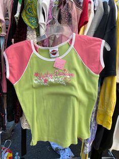 Tropicore Outfits, Coconut Girl Outfits Y2k, Tropical Y2k Outfits, Trift Ideas, Tropical Core Outfit, Beachcore Outfit, Hibiscus Outfit, Pink And Green Clothes, H2o Clothes