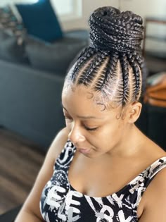 Braided Top Bun For Black Women, Braids Up In A Bun, Stitch Bun, Updo Cornrows, Natural Braid Styles, Braided Buns, Braids With Shaved Sides, Top Bun