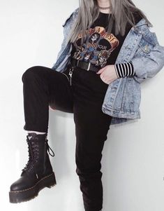 Black Hippie Outfits, Edgy Work Outfits, Jean Jacket Outfit, Rocker Outfit, Jean Jacket Outfits, Normal Clothes, Rock Outfits, Jacket Outfit, Easy Trendy Outfits