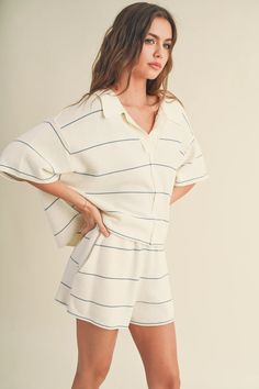 Boost your style game with the elevated and irresistibly cute Maren Striped Top. Not only is it comfy, but it's also totally on-trend! Don't miss out on this must-have addition to your wardrobe! Comfy Sets Outfits, Loungewear Summer Outfits, Comfy Matching Set Outfit, Comfy Summer Fits, Cute Loungewear Outfits, Cosy Outfits, Lounge Wear Stylish, Knitted Collar, Loungewear Outfits