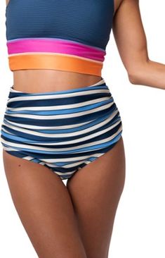 Dive in or relax by the pool—the Nani Swimwear Ruched High Rise swimsuit bottoms have you covered with just the right height and just the right amount of ruching. Nani Swimwear, Crop Top Swimsuit, Swimsuit Bottoms, Tankini Swimsuit Top, Reversible Bikinis, Black Swimwear, Layered Tops, Tankini Swimsuits, Swim Suit Bottoms