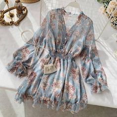 V-Neck Long-Sleeved Chiffon Floral Dress | Uniqistic.com French Dress, 여름 스타일, Floral Chiffon Dress, Chiffon Floral, غرفة ملابس, Vestidos Vintage, Floral Blue Dress, Long Sleeve Floral Dress, Floral Dresses