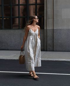 Spring Maternity Outfits, Jenni Kayne, Dress Aesthetic, Summer Stripes, July 3, Instagram Summer, Spring Summer Outfits, Look Fashion, Pretty Outfits