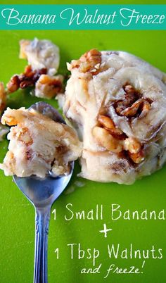 banana walnut freeze ice cream is on a green plate with a spoon in it and the words, small bananas 1 tsp walnuts and freeze