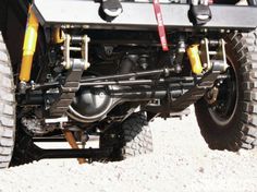 the front end of a vehicle with four wheels