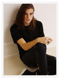 isak orry rindom Long Hair Men, Rock Hairstyles, Long Hair Models, Hippie Look, Boys Long Hairstyles, Style Rock, Long Straight Hair, Men Model, Long Hairstyles