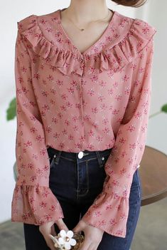 Colorful Blouses For Women, Shirt Model Top For Women, Top Design For Muslim Girl, Girls Top Design For Jeans Latest, Casual Pink H&m Blouse, Feminine Pink Button-up Blouse, Cotton Tops Designs, Myanmar Dress Design, Women Blouses Fashion