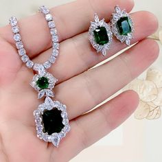 Green Cubic Zircon Wedding Jewelry Set Bridesmaid Jewelry - Etsy Turkey Bridesmaid Jewelry Set, Jewelry For Wedding, Evening Necklace, Bridesmaids Gift Sets, Wedding Jewelry Set, Detailed Necklace, Zirconia Necklace, Sparkle Necklace, Prom Jewelry