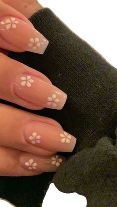 Paznokcie Hello Kitty, Uñas Aesthetic, Simple Toe Nails, Simple Spring Nails, Pink Nail Art, Animal Print Nails, Best Nail Art Designs