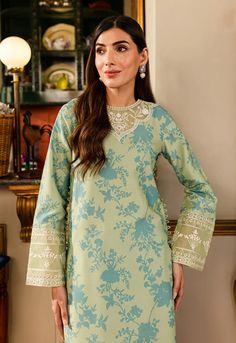 Desi Casual, Pakistani Cotton Suits, Lace Designs On Suits, Suit Stitching, Apple Green Color, Desi Fits, Pakistani Women, Organza Suits