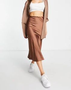 How to Style a Slip Skirt - 25 Chic Slip Skirt Outfit Ideas – May the Ray Linen Wrap Skirt, Midi Slip Skirt, Mid Skirt, Rock Outfit, Satin Midi Skirt