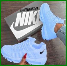 White Nike Shoes Womens, Sepatu Air Jordan, Nike Shoes Blue, Shoes Stylish, White Nike Shoes, Jordan Shoes Girls, Custom Nike Shoes