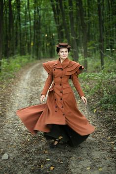 Coat solomiya in Edwardian Style Vintage Style - Etsy Modern Edwardian Fashion, Edwardian Coat, Steampunk Clothes, Vampire Ball, Victorian Coat, History Bounding, Clothing Reference, Edwardian Style, Gibson Girl