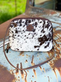 You can never go wrong with the perfect cowhide purse. Cross Body Purse, Arm Cuff, Fall Favorites, Red Accents, Crossbody Purse, Country Girls, Gift Item