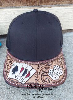 Hand tooled Aces and Dice Baseball Cap  So beautiful! These are made to order. Please let me know in the personalization box what color hat you would like. If you don't let me know you will receive the color hat as pictured. Tooled Leather Hat Patch, Pork Nachos, The Gambler, Country Fits, Country Hats, Engraving Ideas, Cowboy Decorations