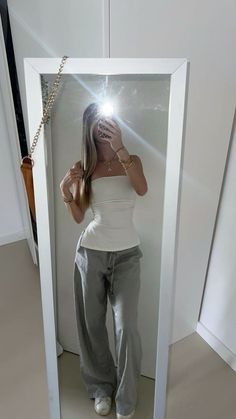 Outfit Verano, Jude Bellingham, Cute Lazy Day Outfits, Lazy Day Outfits, Going Out Outfits, Mode Inspo, Basic Outfits