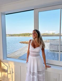 Martha Vineyard Outfit, Marthas Vineyard Outfit, Vineyard Outfit, Coast Dress, Outfit Inso, Cool Girl Style, Summer Attire, Stockholm Fashion, College Outfits