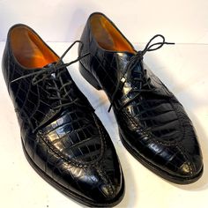 Italian Hand Made Alligator Exotic Shoes Elegant Semi-formal Dress Shoes With Crocodile Pattern, Classic Fitted Oxfords With Crocodile Pattern, Black Crocodile Pattern Oxfords For Business, Formal Fitted Oxfords With Crocodile Pattern, Black Snip Toe Leather Shoes For Formal Occasions, Fitted Oxfords With Crocodile Pattern For Business, Black Crocodile Pattern Wingtip Oxfords, Luxury Fitted Leather Shoes With Crocodile Pattern, Fitted Crocodile Pattern Oxfords For Business