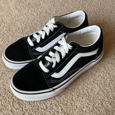 Vans Kids Size 2 Old Skool Black And White Shoes. Worn Once. Like Brand New!!! See Pics. Black School Sneakers For Spring, Black Sneakers For School In Spring, Black Spring Sneakers For School, Vans Old Skool Black, Virgo Rising, Black And White Vans, Vans Shoe, Old Skool Black, Vans Kids