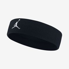 The sweat-wicking technology in the Jordan Dri-FIT Jumpman Headband will help you stay dry, comfortable and focused, so you can give your all at practice or in the game.