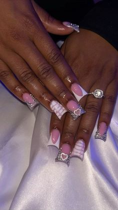 Duckies Nails Short, Y2k Duck Nails Short, Silver Duck Nails, Short Duckies, Duckie Nails, Ducky Nails, White Duck Nails, Duck Nail Ideas, Duckies Nails