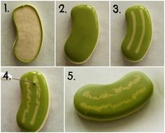 instructions for how to make a cucumber shaped cookie with fondant and icing