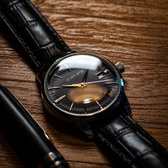 The Prestige watch is a refined blend of elegance and craftsmanship, ideal for any occasion. Featuring a black sunburst dial with silver-tone markers and a date window, it delivers a clean, sophisticated look. ⭐ BENEFITS ▪️Versatile: Timeless design, adaptable for any occasion or style. ▪️Durable: Premium materials, scratch- and shock-resistant. ▪️Affordable: Enjoy craftmanship at an affordable price. ⌚ CASE AND BRACELET: ▪️This combination of a polished case with clean lines and a sophisticated Steampunk Formal Watch With Metal Dial, Elegant Leather Automatic Watch, Luxury Retro Automatic Watches, Automatic Chronograph Watch With Leather Strap And Rectangular Dial, Vintage Black Automatic Chronograph Watch, Mechanical Movement, After Hours, Dress Watch, Wristwatch Men