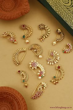 Nose Ring Jewelry, Indian Wedding Jewelry Sets, Nose Pins, Antique Jewellery Designs, Fancy Jewellery Designs, Antique Bridal Jewelry, Nose Pin, Gold Jewelry Stores