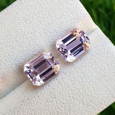 3.90 Cts Natural Unheatedpurple Pink Kunzite Gemstone Pair Pink Kunzite, Violet Rose, Auction Items, Tourmaline Gemstone, Rocks And Minerals, Pink Tourmaline, Color Purple, Violet, Thailand