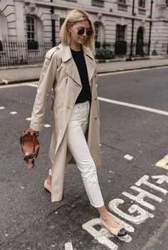 Trent Coat, Work Outfits Frauen, Pijamas Women, Look Jean, Trench Coat Outfit, Beige Trench Coat, Cropped White Jeans, Coat Outfit