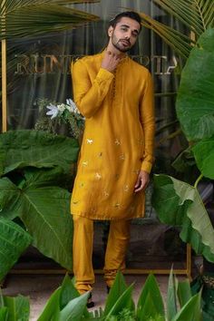 Shop for Runit Gupta Yellow Chanderi Silk Acrylic Work Kurta Set for Men Online at Aza Fashions Runit Gupta, Yellow Haldi Outfit, Cherry Wedding, Haldi Outfits, Gents Kurta Design, Haldi Outfit, Mehendi Outfits, Gents Kurta, Kurta Set For Men