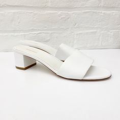 Beautiful Shoes! Minor Color Transfer - Mostly To Tip Of Toe On One Shoe. See Photos For Marking And Measurement Details. White Leather Kitten Heels, Medium Width, Mansur Gavriel, Mule Clogs, Block Heels Sandal, Mules Shoes, Strap Sandals, Beautiful Shoes, Block Heels, Sandals