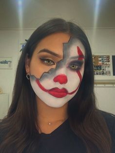 Cute But Scary Halloween Makeup, Cool Easy Face Paint Ideas, Paint Face Halloween, Easy Face Paint Ideas For Halloween, Extreme Halloween Makeup, Easy Kid Halloween Makeup, Halloween Horror Makeup Ideas, Halloween Face Paint For Adults, Makeup Ideas Face Paint