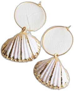 Elegant White Hoop Earrings For Beach, Gold Hoop Jewelry For Beach, Gold Small Hoop Jewelry For The Beach, Gold Shell Earrings For Summer, Gold Hoop Earrings For Summer Beach, Bohemian Gold Shell-shaped Earrings, White Small Hoop Earrings For Beach, Gold Shell-shaped Earrings, Summer Beach Gold Hoop Earrings