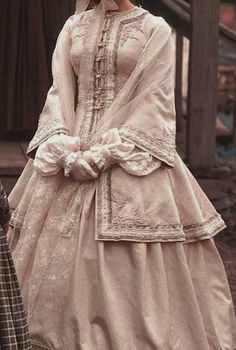 Medieval Dresses, Cold Mountain, Period Clothing, 19th Century Fashion, Costume Drama, Victorian Clothing, Period Costumes, Movie Costumes, Film Tv