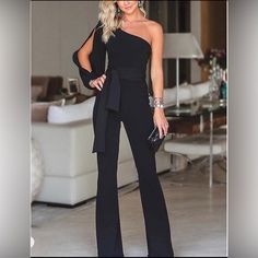 Timeless Black Jumpsuit That Is Perfect For Any Occasion! Custom Made To Fit 36” Bust, 28” Waist, 38” Hip And 70” Long, Allowing Plenty Of Room To Alter For Your Needs! Asymmetric Jumpsuit, One Shoulder Jumpsuit, Jumpsuit Elegant, فستان سهرة, Long Sleeve Jumpsuit, Jumpsuit Fashion, Denim Jumpsuit, Wide Leg Jumpsuit, Home Fashion