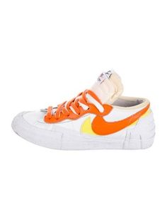 Kids' white, orange and yellow Sacai x Nike sneakers with round toes, rubber soles and lace-up closure at uppers. Nike Ld Waffle X Sacai X Clot Net Orange, Nike Sacai White Nylon, Kids Blazers, Orange Sneakers, Nike Kids, Kids Boys, Sneakers Nike, Lace Up, Blazer