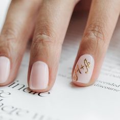 Chic Nail Art