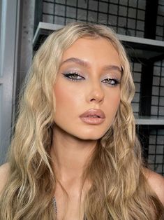 Весенний макияж 2024: 20 модных вариантов от звездного визажиста Makeup Ideas, Makeup, Make Up Ideas, Make Up