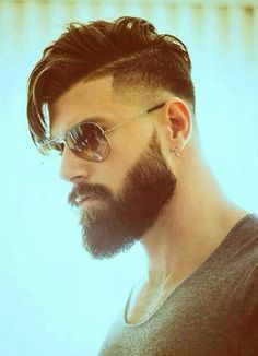 Man With A Beard, Mens Hairstyles With Beard, Beard Haircut, Beard Hairstyle, Beard Styles For Men, Popular Haircuts, Corte De Cabelo Masculino, Mens Cuts, Pompadour