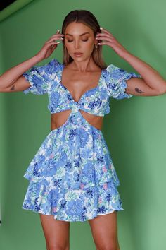 Orianthi Cut-Out Waist Mini Dress Floral Blue by Selfie Leslie Mini Dress Floral, Yellow Bridesmaids, Red Bridesmaids, Blue Floral Dress, Green Bridesmaid, Iron Material, Blue Bridesmaids, Straw Tote, Date Night Dresses