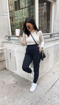 Athletic Outfits Professional, Scrubs And Sneakers, Sweats To Work Outfit, Jogger Professional Outfit, Sporty Dressy Outfits For Women, Joggers Office Outfit, Sporty Professional Outfits, Black Joggers Outfit Fall, Black Joggers Outfit Work