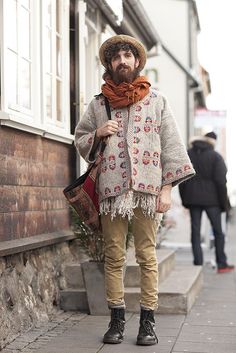 Bohemian Outfit Men, Boho Men Style, Bohemian Schick, Bohemian Men, Bohemian Style Men, Moda Hippie, Casual Attire For Women, Tokyo Street Fashion, Style Indie