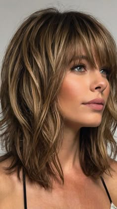 💫💖 Artistic Soft Shag Haircut Mid Length Medium-Length Shag Haircuts | Remarkable Prestige 🦋💝 Soft Shag Haircut Mid Length, Hair For Square Face, Edge Hairstyles, Soft Shag Haircut, Long Hair Older Women, Blonde Layered Hair, All Hair Styles, Soft Shag, Long Length Hair