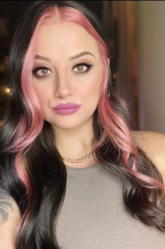 Black Hair With Front Pieces, Hair Dye Ideas Front Strands, Pink Face Frame Hair, Pink Money Piece Hair Black, Pink Front Hair, Light Pink Money Piece Hair, Black Hair Pink Money Piece, Front Color Streak Hair, Pink Money Piece Hair Brunette