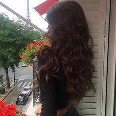 <3 Pinterest ~ InstaGram @rekataylor <3 Machiaj Smokey Eyes, Rambut Brunette, Aesthetic Hair, Gorgeous Hair, Hair Day, Prom Hair, Dark Hair