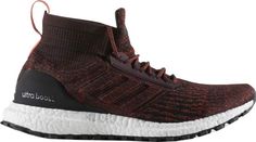 adidas ATR Mid Burgundy Summer Hiking Boots, Winter Running Shoes, Running Magazine, Adidas Shoes Outlet, Mid Sneakers, Sneaker Magazine, Burgundy Shoes, Marathon Running Shoes, Victorias Secret Models