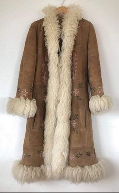 Fleetwood Mac Outfit, Mac Outfit, Moodboard Pngs, Afghan Coat, Favorite Albums, 70s Blouse, Penny Lane Coat, Mode Hippie, 70s Inspired Fashion